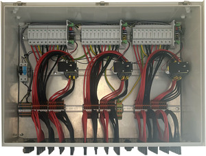 Feuerwehrschalter 12MPP, 2in 2out, ÜSS T1+2, 600x800x300mm, MC4